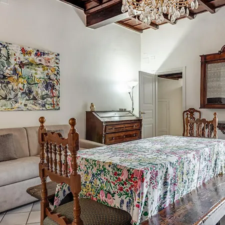 Irene And Elena House -