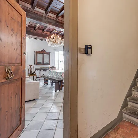 Daire Irene And Elena House - *