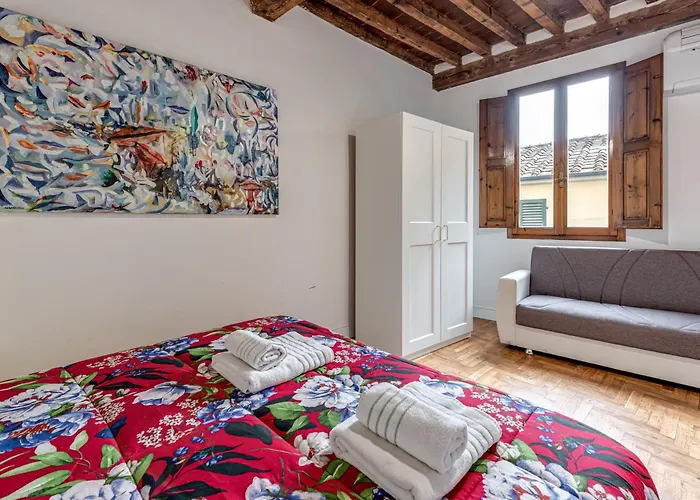 Irene And Elena House -