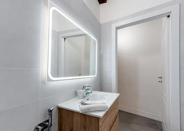 Апартаменты Irene And Elena House -